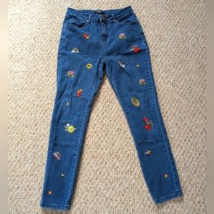 Romeo and Juliet Embroidered Blue Jeans Size M